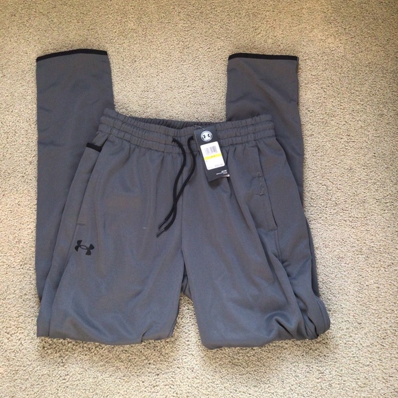 Under Armour Other - HP💝Men UA Gray Lightweight Fleece lined Medium Joggers